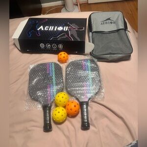 Pickleball paddle set . Brand new never used